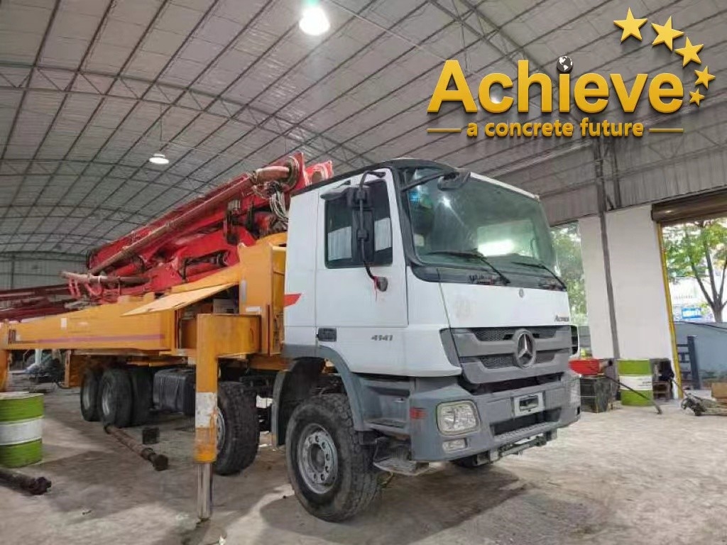 Light And Efficient M46-5 Putzmeister Used Concrete Pump Truck Mounted